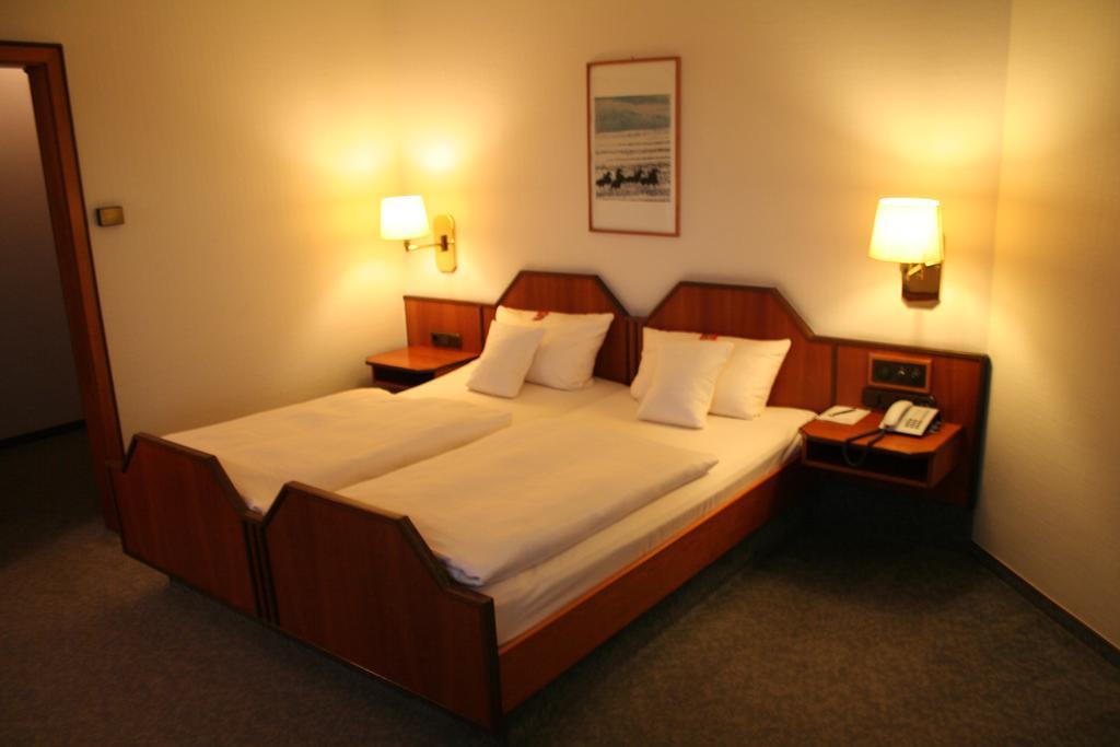 Altstadt-Hotel Trier Bagian luar foto